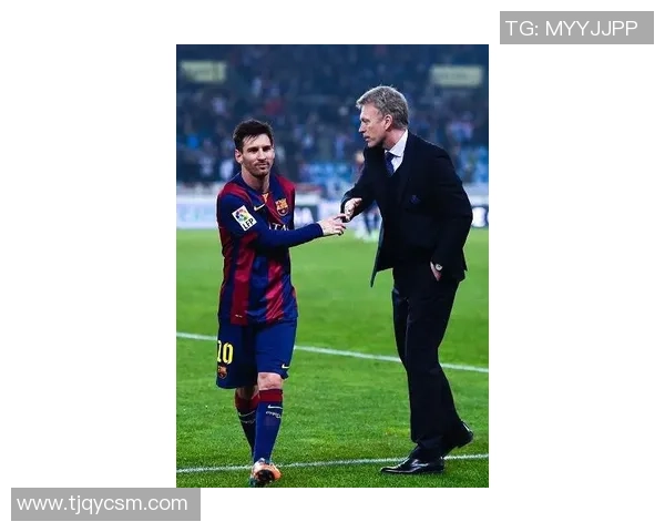 帕尼尼卡卡球星足球卡套独特收藏价值与经典设计揭秘