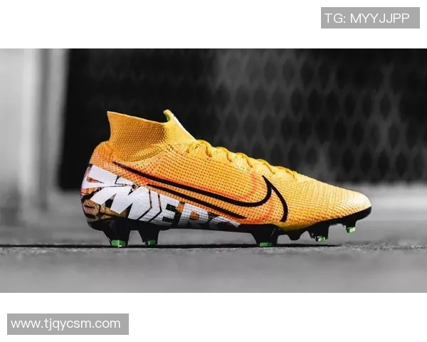 限量版足球小银卡珍藏版分析及投资前景探讨